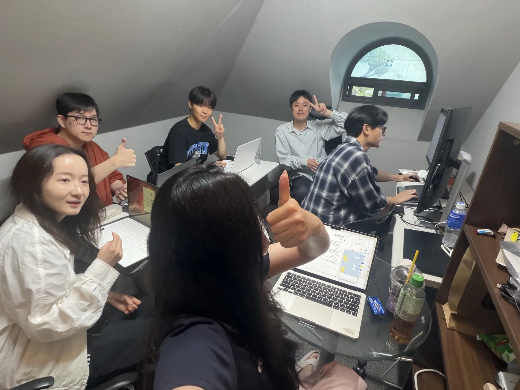 창업입주기업 사무실에서 함께한 GoodSpace 팀